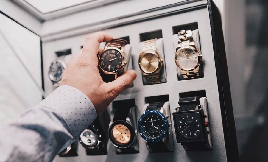 The Psychology Behind Collecting Luxury Watches